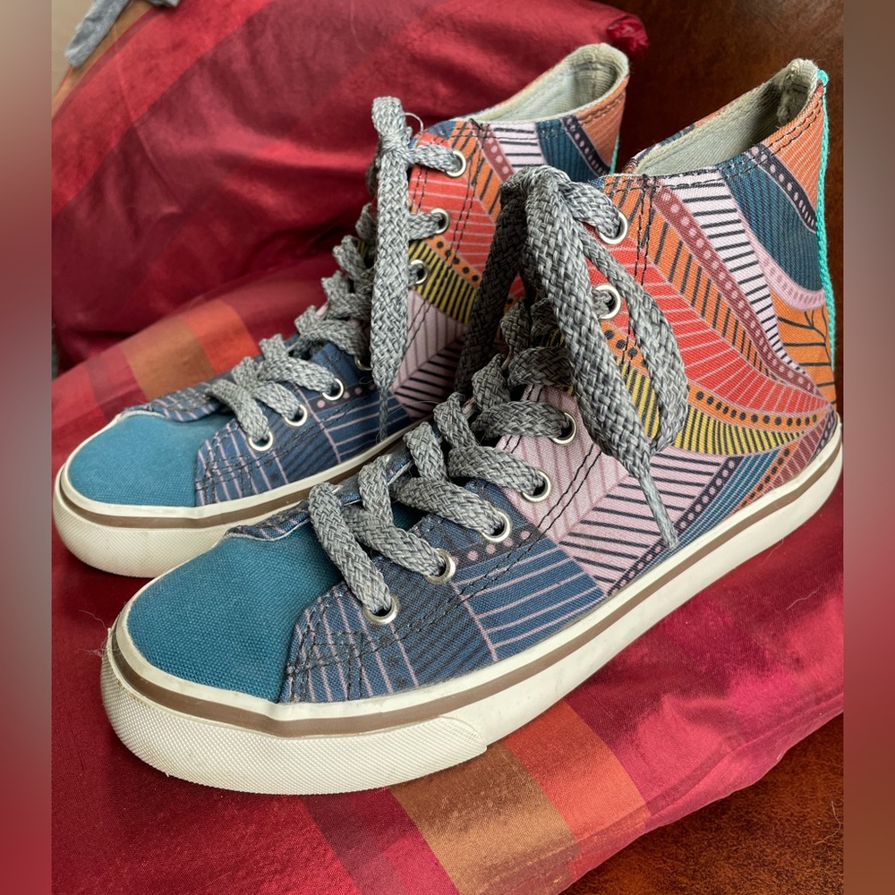 Inkkas High Tops